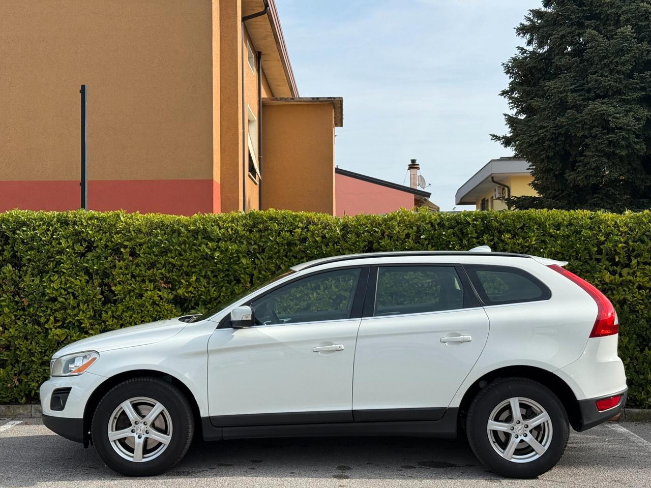 Volvo XC 60 XC60 2.4 D5 Summum