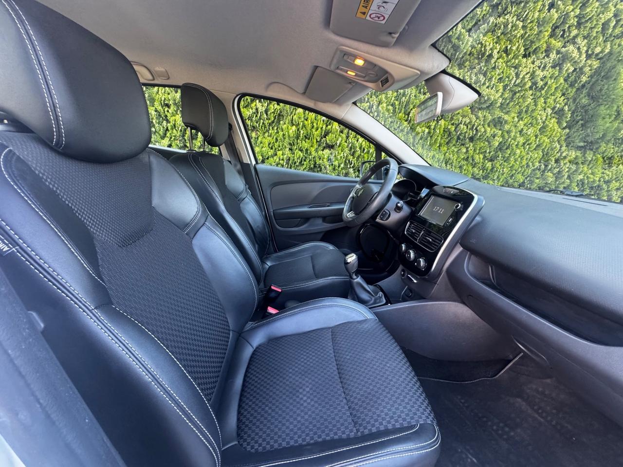 Renault Clio Sporter dCi 8V 90 CV EDC Business