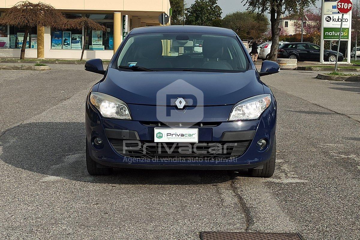 RENAULT Mégane 1.5 dCi 110CV Dynamique