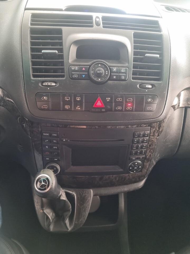 MERCEDES Viano 2ªs. (W639) Viano 2.2 CDI Amb...
