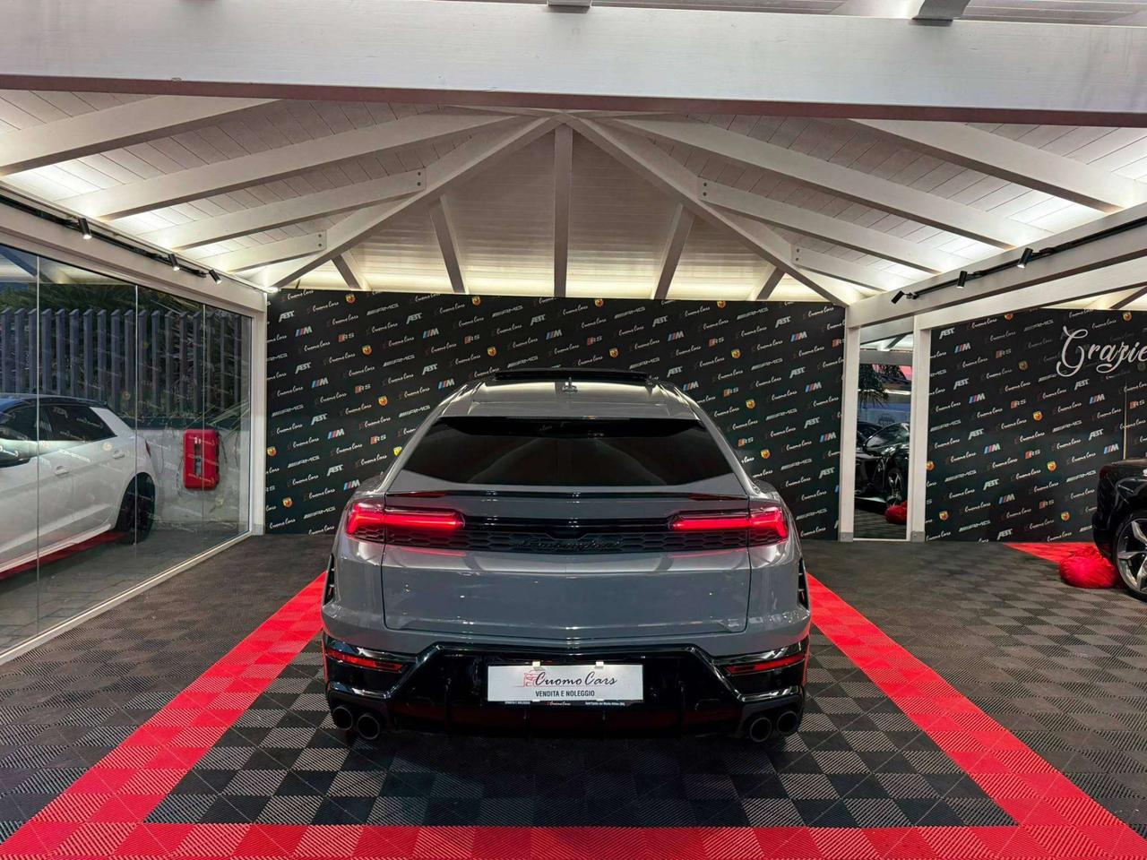 Lamborghini Urus SE 4.0 V8 phev auto