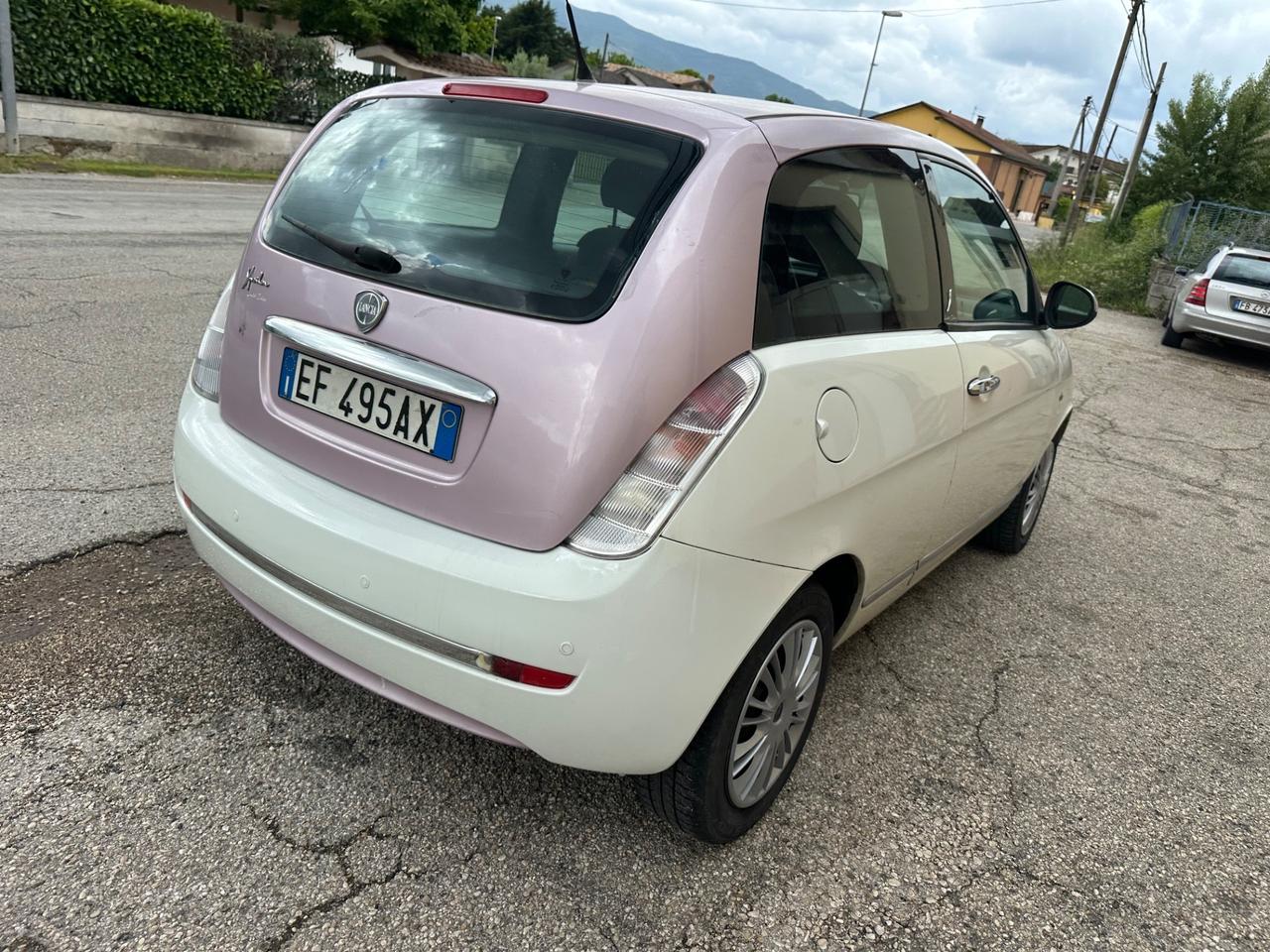 Lancia Ypsilon 1.3 MJT 75 CV