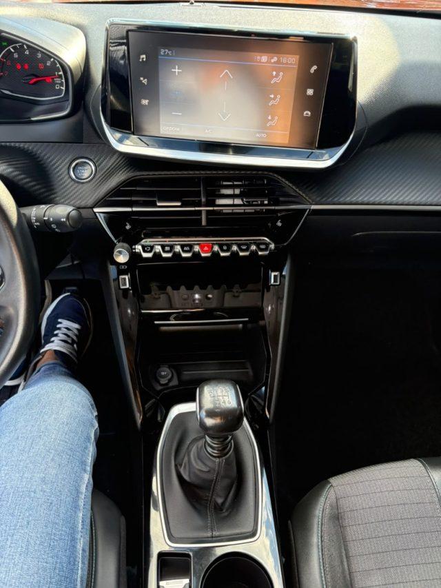 PEUGEOT 2008 BlueHDi 110 S&S Allure