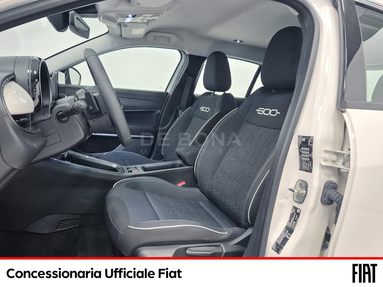 Fiat 600 1.2 hybrid la prima 145cv auto