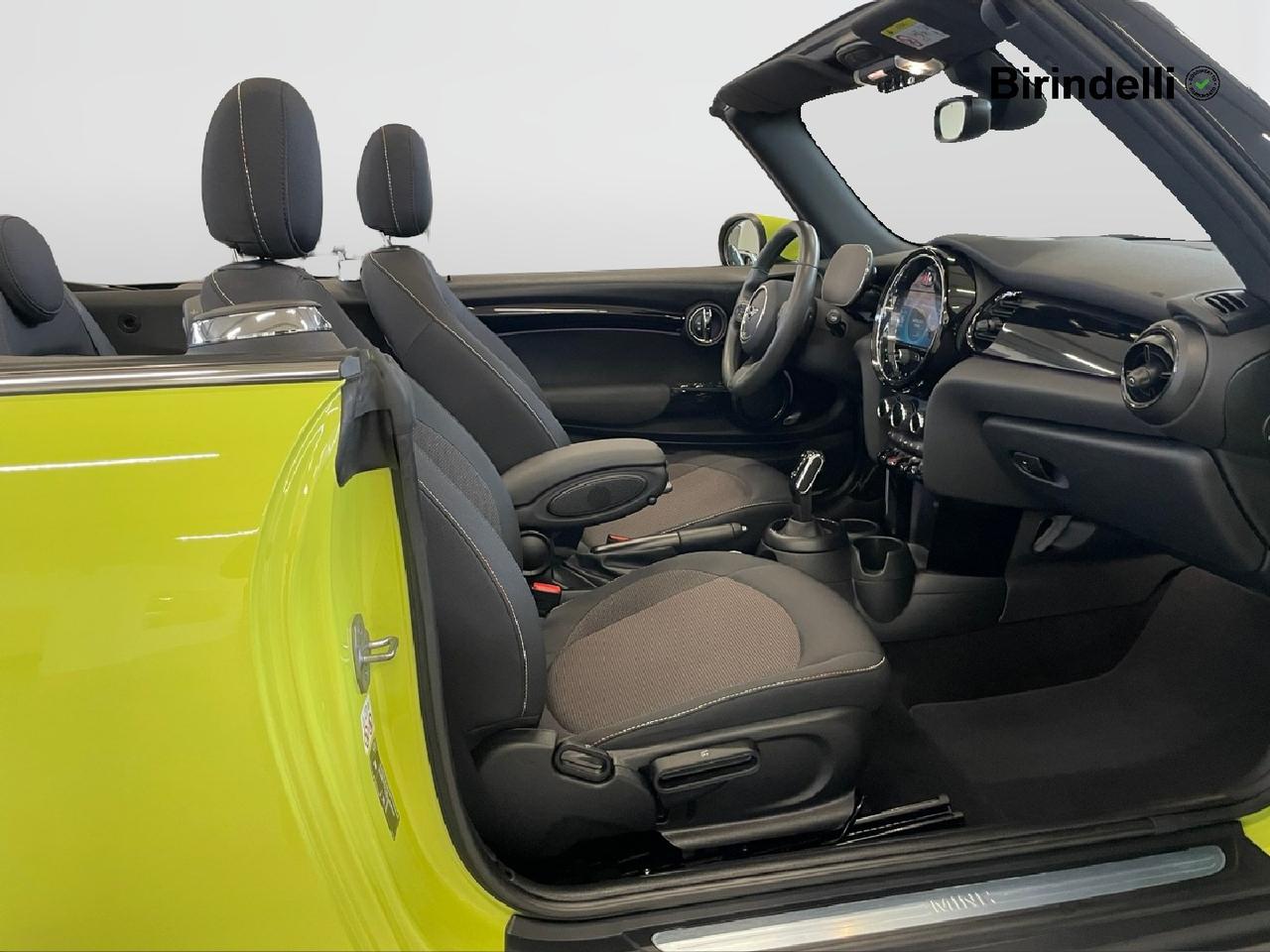 MINI Mini Cabrio (F57) - Mini 1.5 Cooper Classic Cabrio