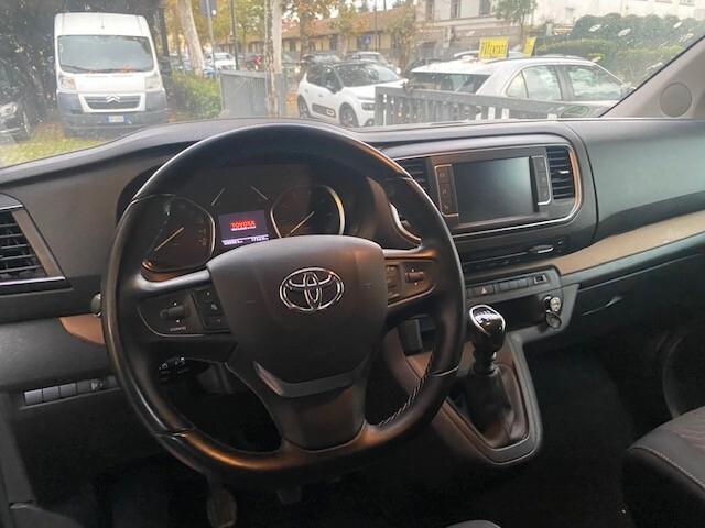 Toyota Verso 2.0 DIESEL,106 KW...8 POSTI!! FATTURABILE!!1