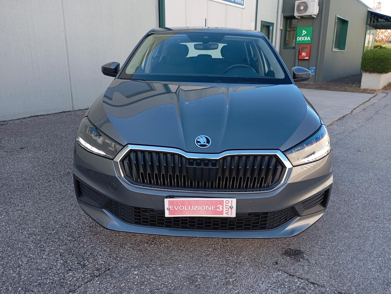 SKODA FABIA BENZINA OK NEOPATENTATI