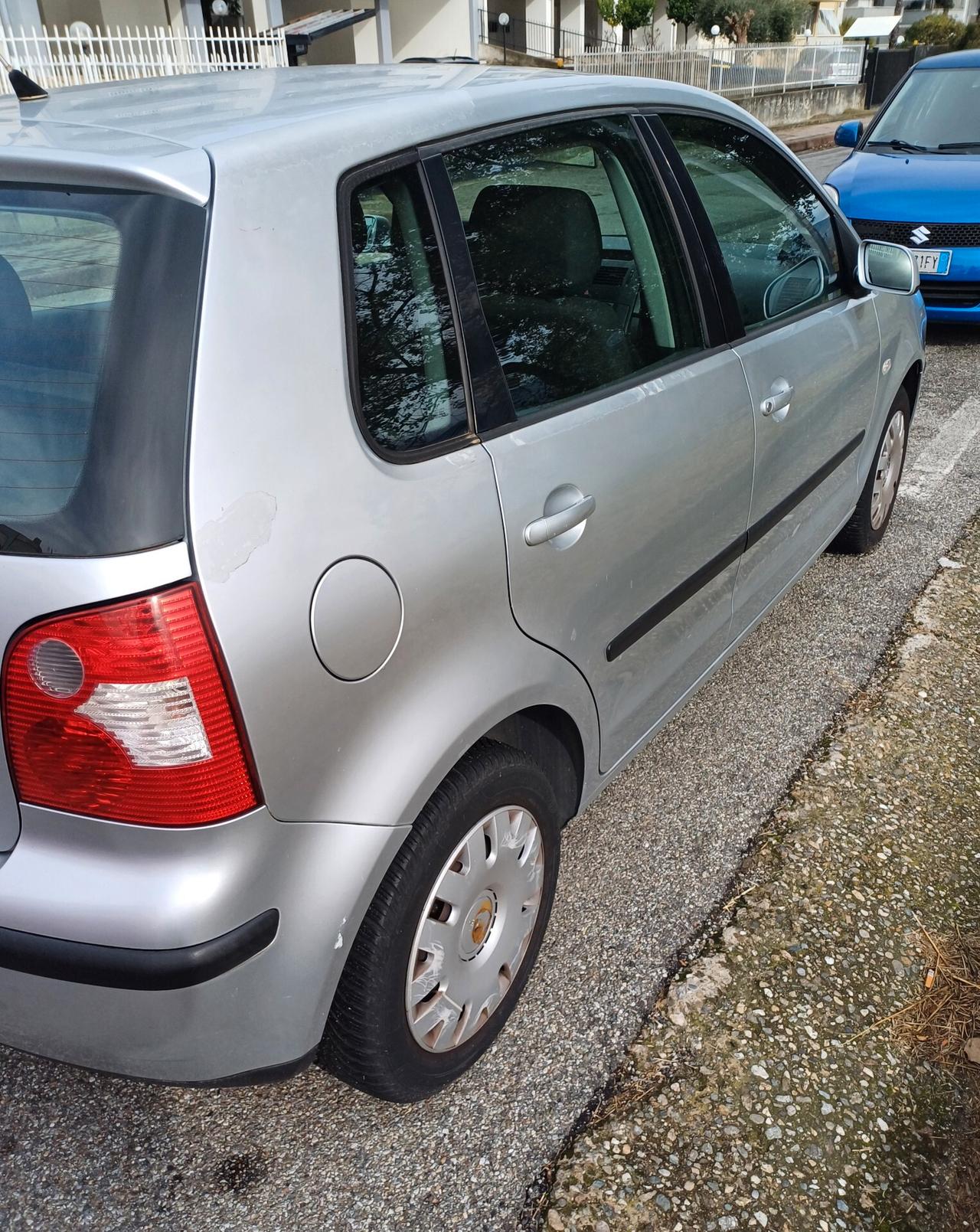 Volkswagen Polo 1.4 benzina 75 cv