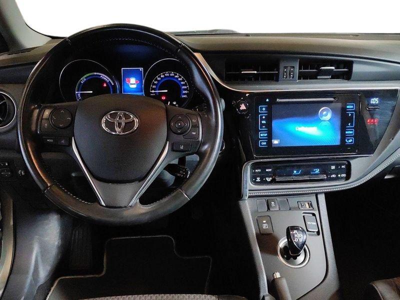 Toyota Auris 1.8 Hybrid Black Edition AREA C FREE