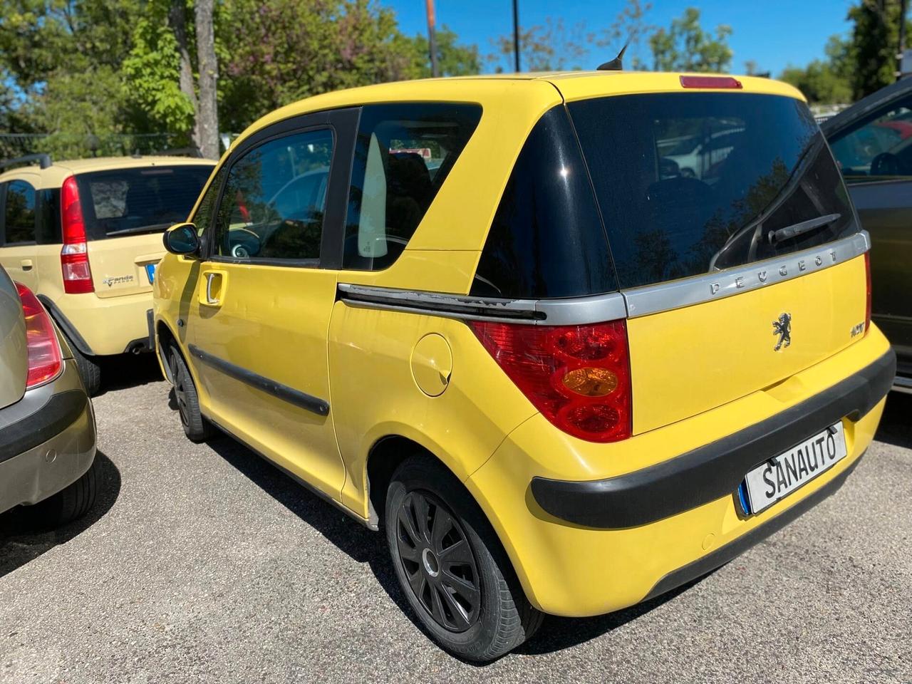 Peugeot 1007 1.4 HDi Happy