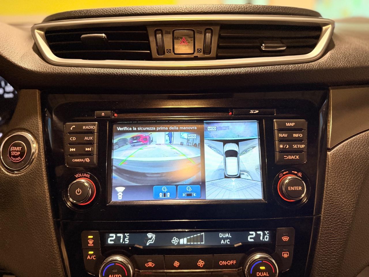 Nissan Qashqai 1.6 dCi 4WD Tekna+Tetto