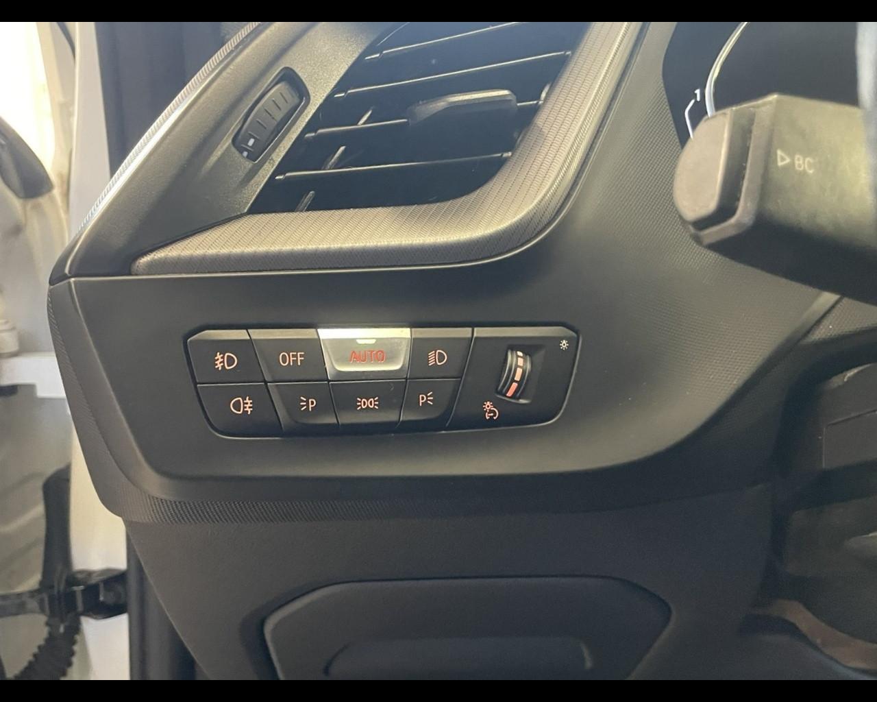 BMW Serie 1 (F40) - 116d 5p. Msport