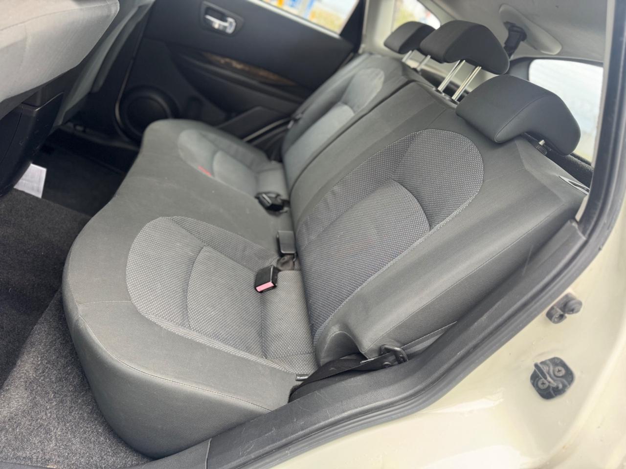 NISSAN QASHAQI 1.5 DCI SOLI 104.000 REALI!!!