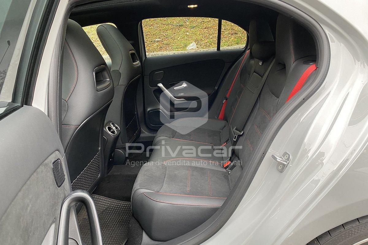 MERCEDES A 35 AMG 4Matic Premium