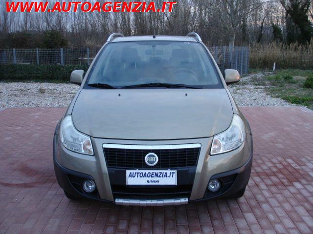 FIAT Sedici 1.9 MJT 4x4 Emotion...