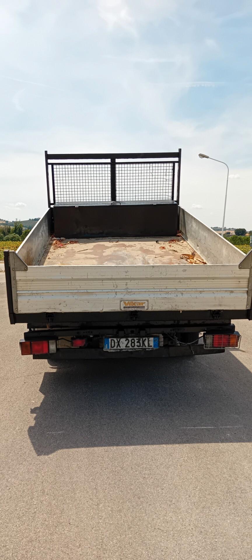 Isuzu npr 3.0 turbo diesel ribaltabile trilaterale doppia cabina