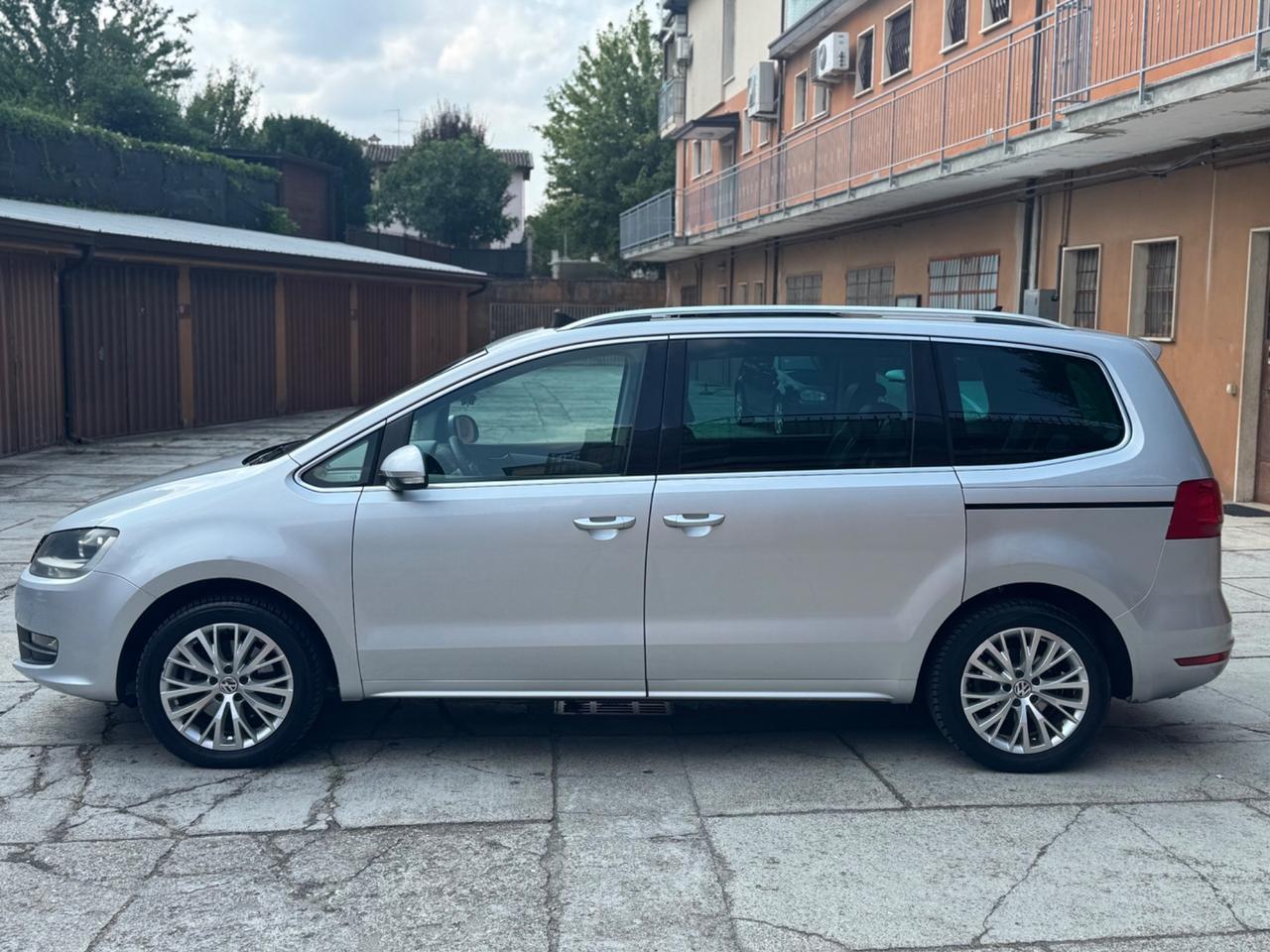 Volkswagen Sharan 2.0 TDI Trendline BlueMotion Technology