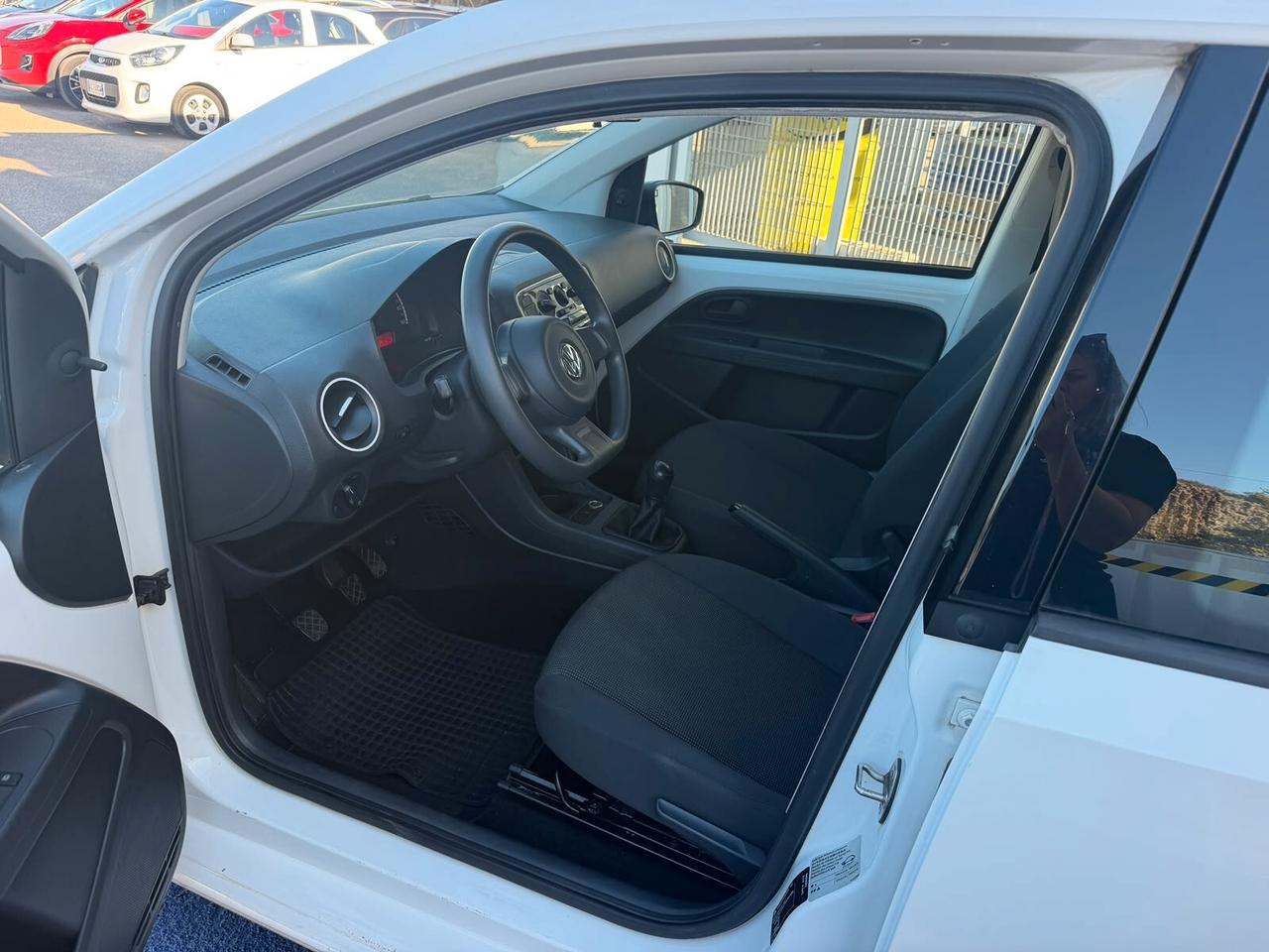 Volkswagen up! 1.0 5p. take