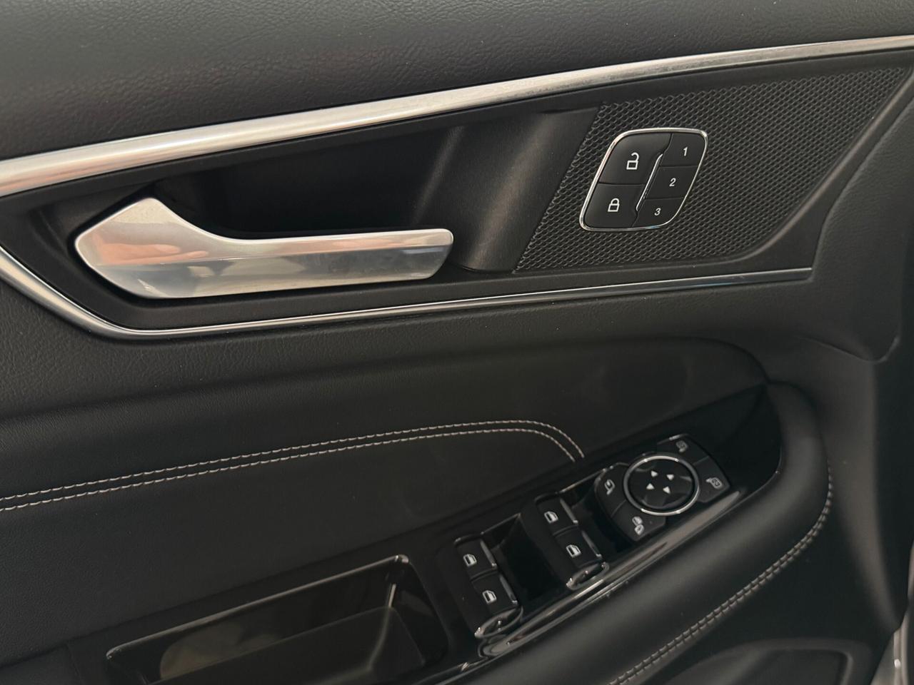 Ford Edge 2.0 TDCI 210CV AWD Powershift Titanium