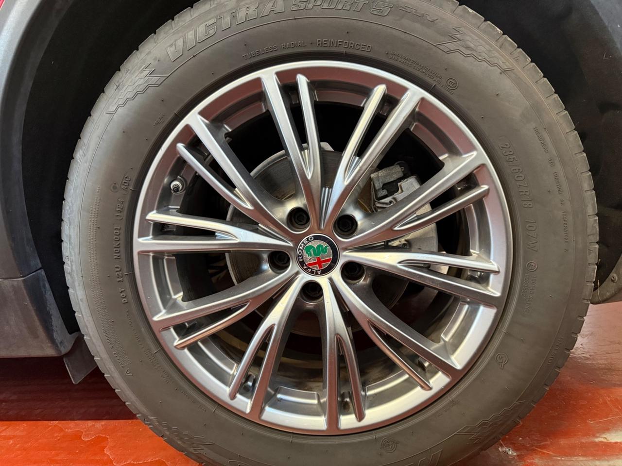 Alfa Romeo Stelvio 2.2 Turbodiesel 190 CV AT8 Q4 Business