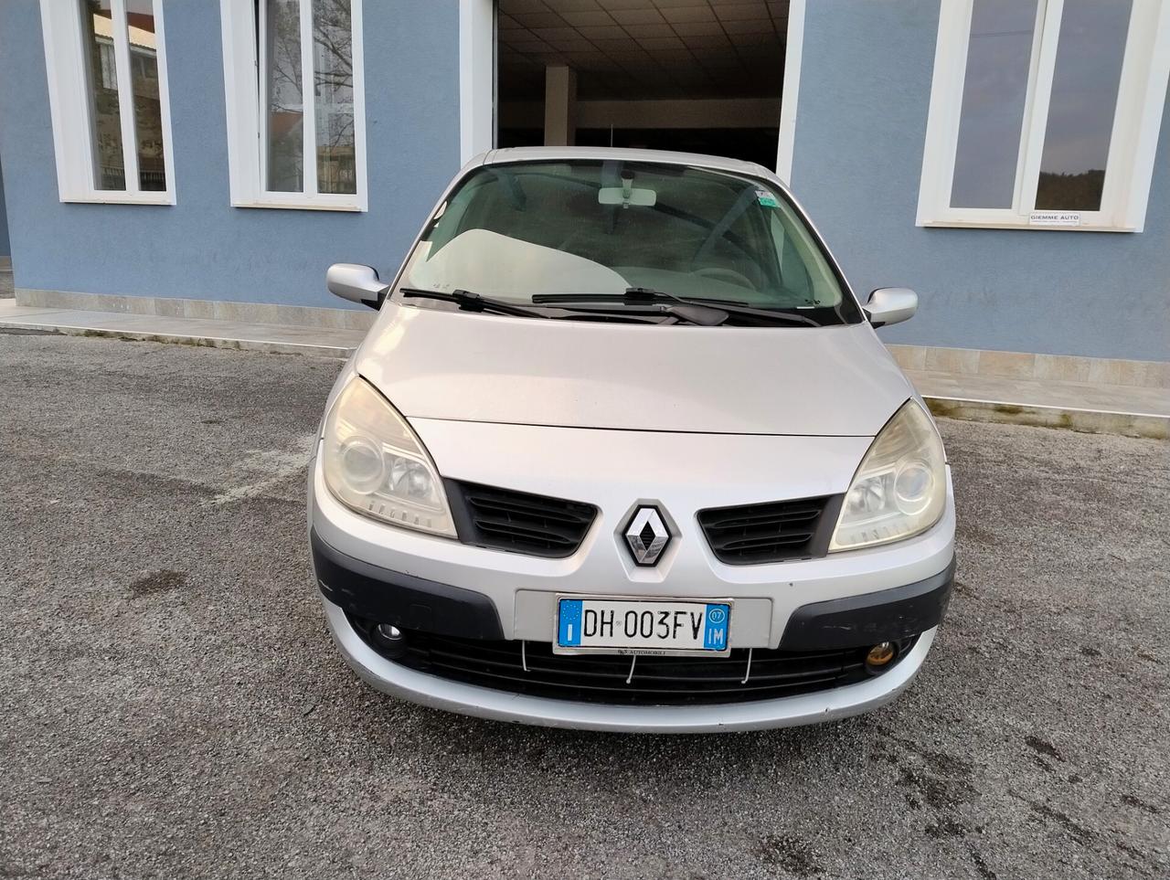 Renault Scenic Scénic 1.5 dCi/105CV Dynamique