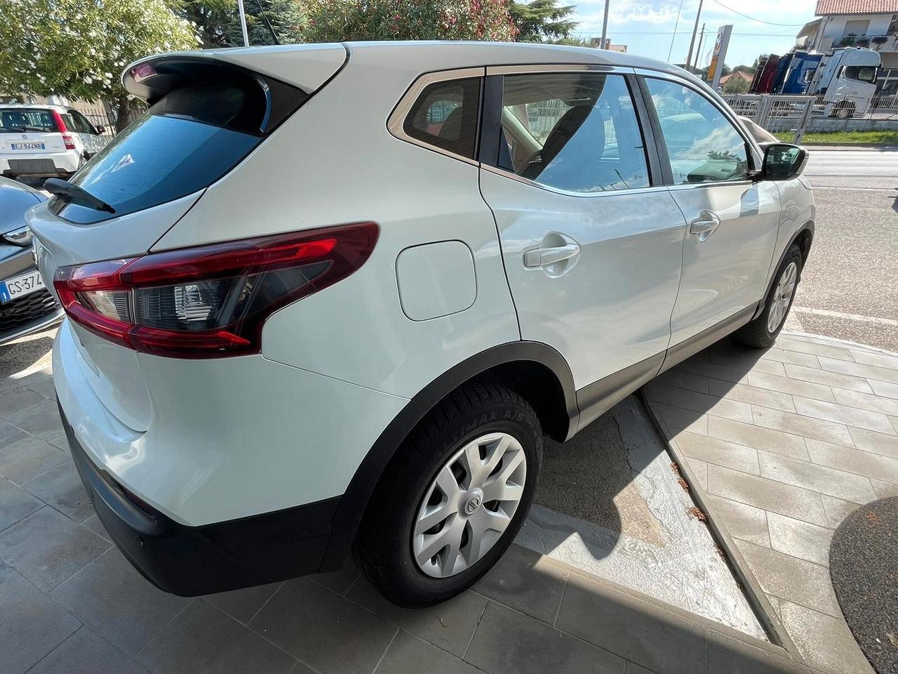 NISSAN QASHQAI 1.5 ACENTA