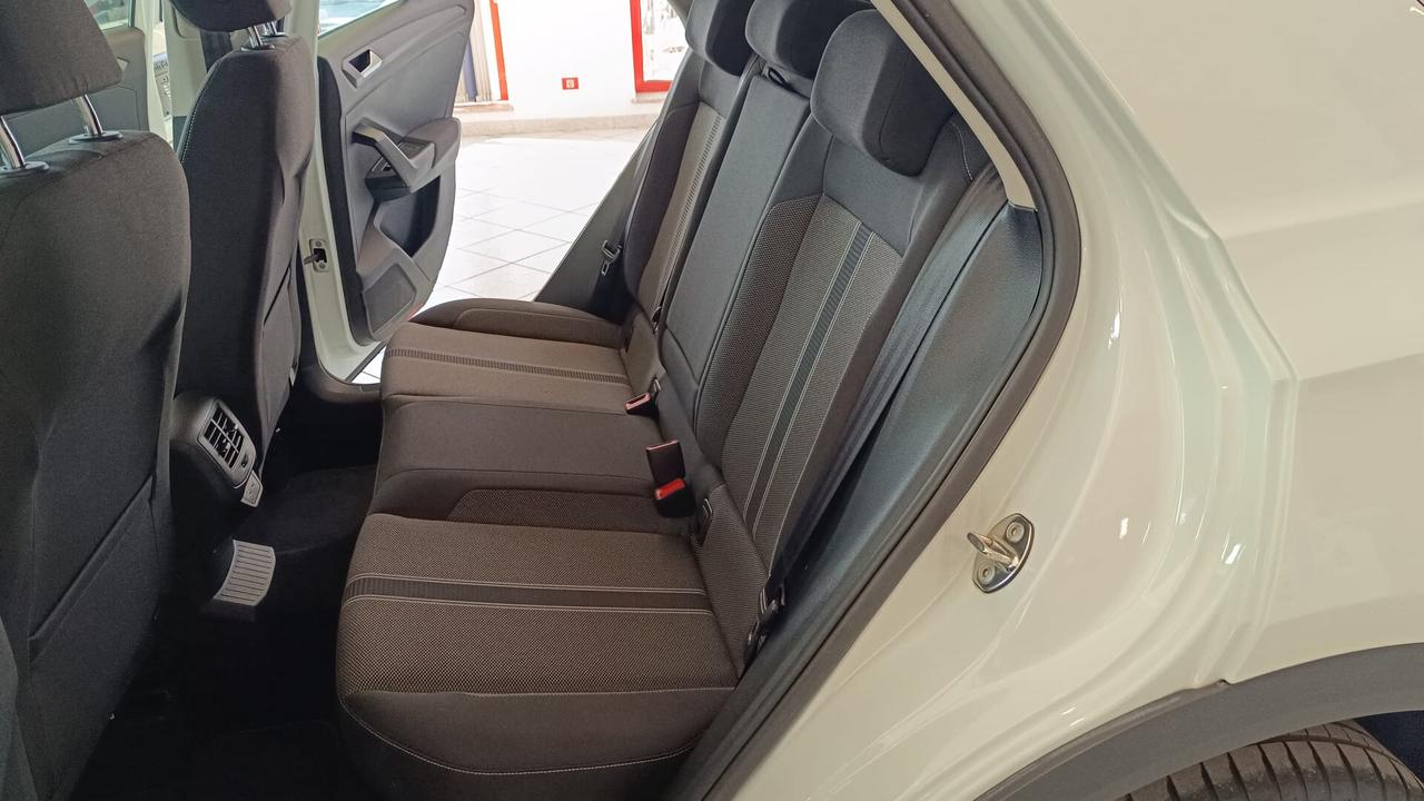 VOLKSWAGEN T-ROC 1.6 TDI 116CV DIESEL MANUALE 6 MARCE