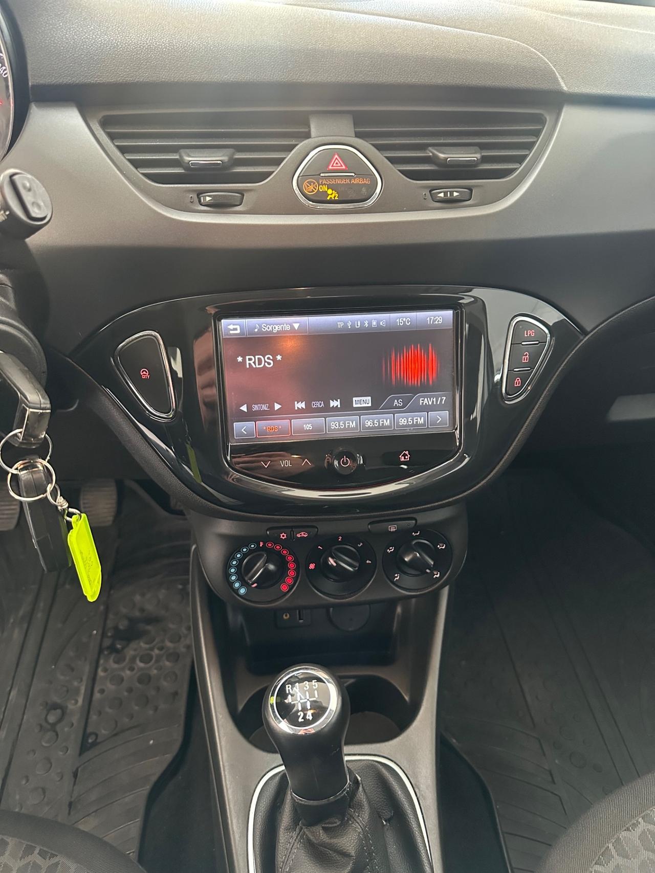 Opel Corsa 1.4 90CV GPL Tech 5 porte b-Color