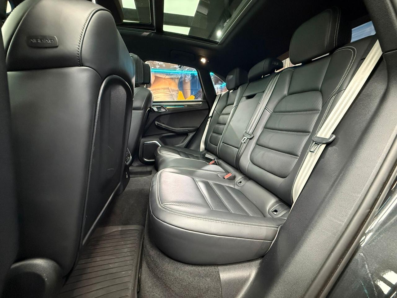 Porsche Macan 2.9 GTS (385)