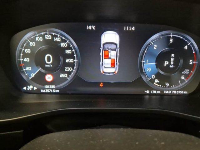 VOLVO XC40 D3 AWD Geartronic R-design