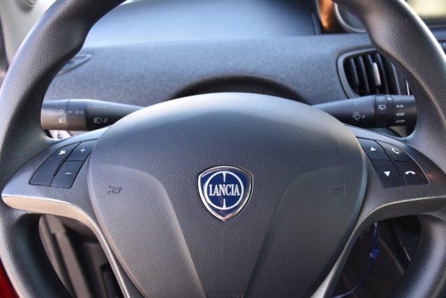 LANCIA Ypsilon 1.2 69 CV 5 porte Platinum