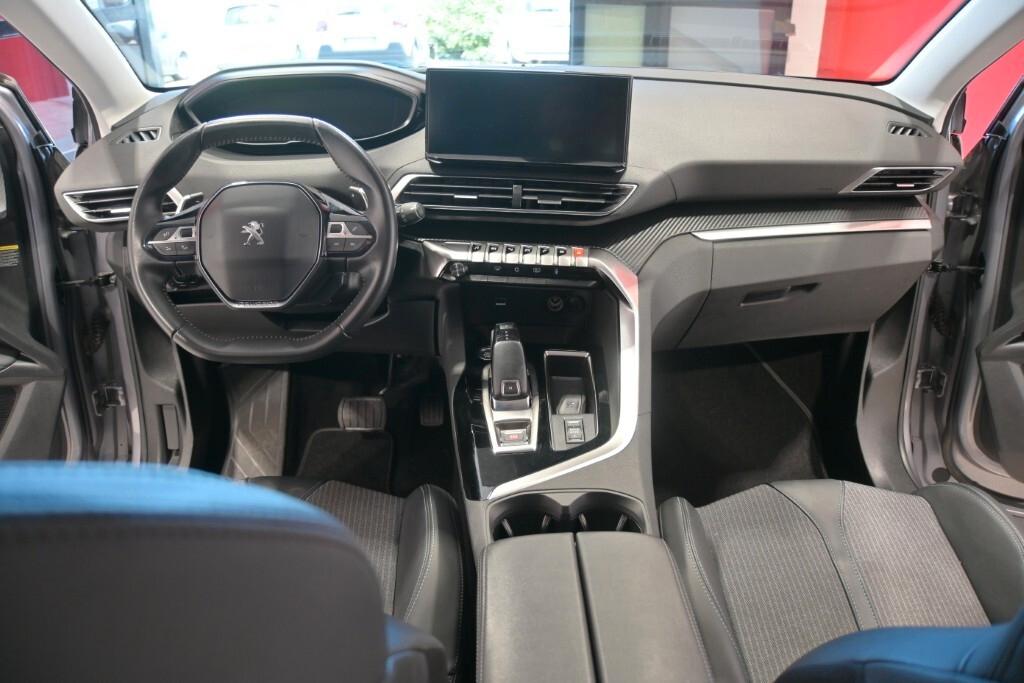 PEUGEOT 3008 1.5 BLUEHDI 130CV EAT8 SeS ALLURE ( FARI LED - I-COCKPIT - CRUISE - NAVI - MIRROR - PDC - TELECAMERA POST. - CERCHI 18 )
