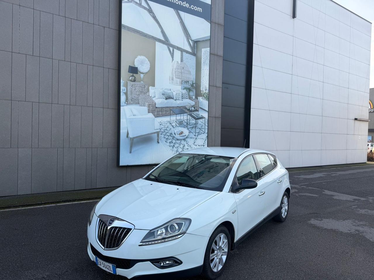 Lancia Delta 1.6 MJT DPF Platino