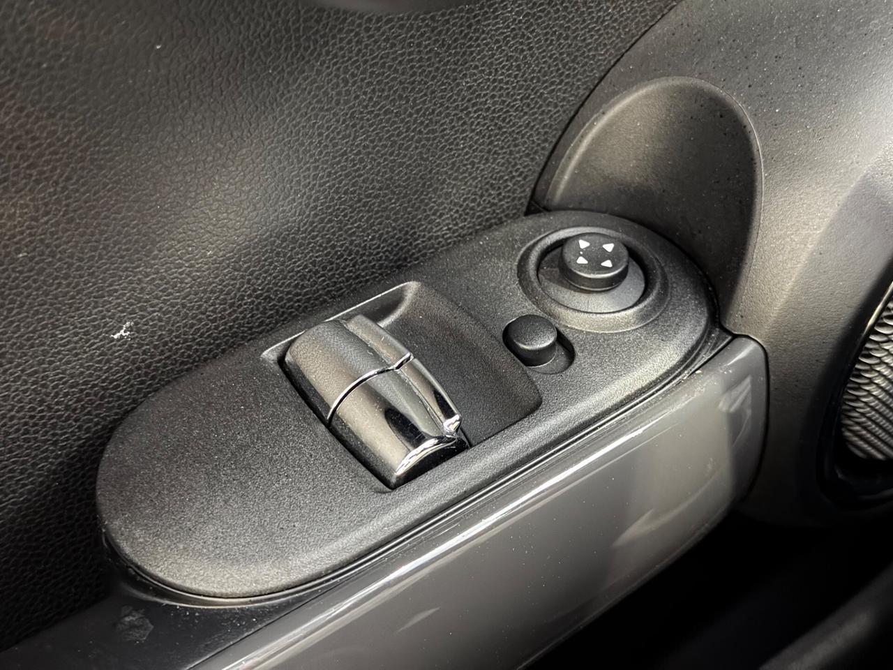 Mini Cooper - 2014 1.5 Benzina 136 cv 50'000 km