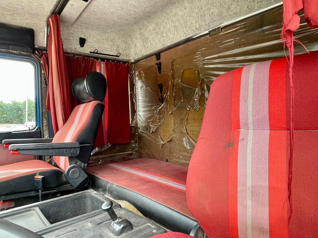 IVECO 190-38 RIBALTABILE TRILATERALE