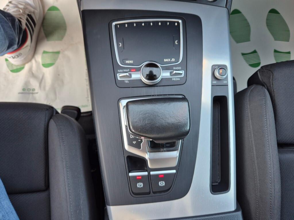 Audi Q5 2.0 TDI SPORT QUATTRO S-TRONIC