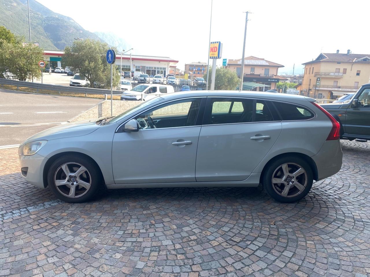Volvo V60 D4 Kinetic