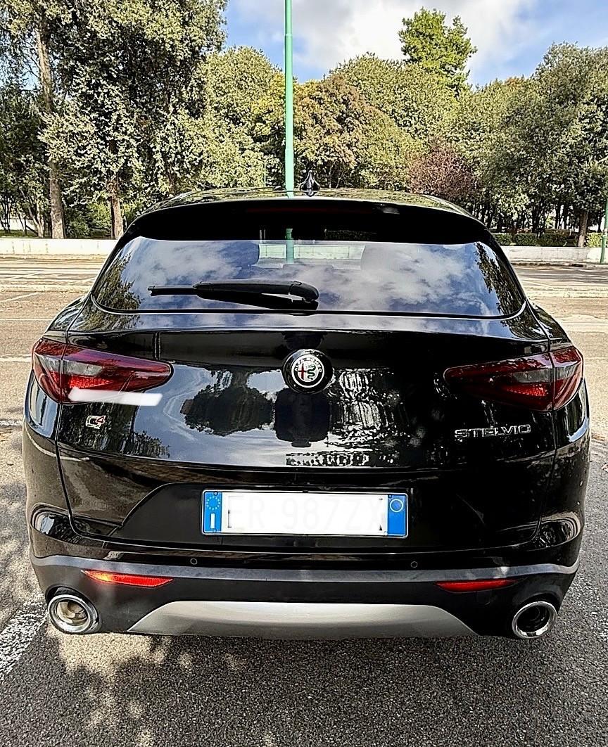 Alfa Romeo Stelvio 2.2 Turbodiesel 210 CV AT8 Q4 Super