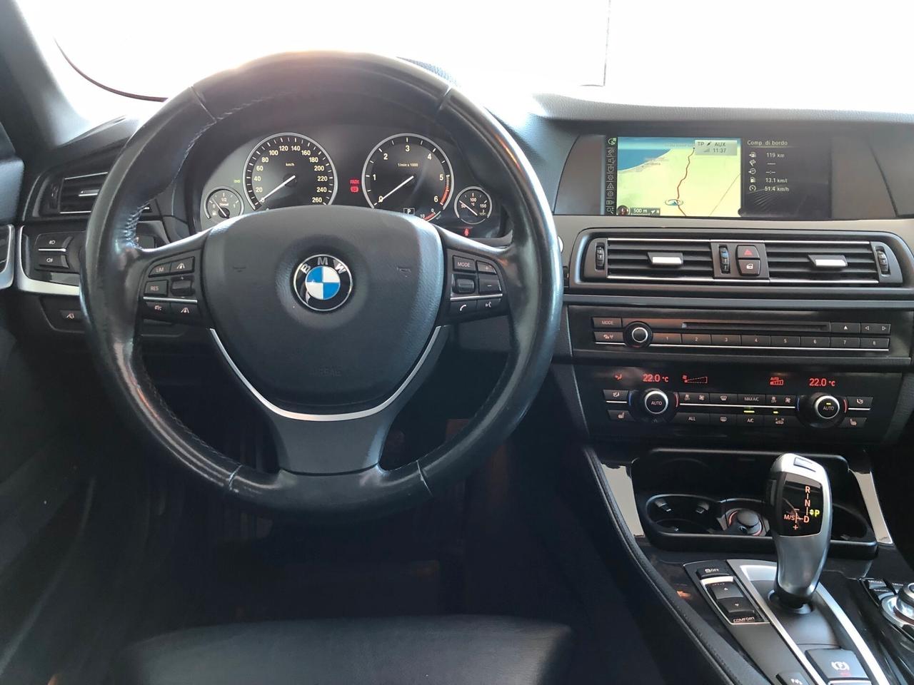 BMW 520D TOURING FUTURA, CON TETTO PANORAMICO APRIBILE E GANCIO DI TRAINO