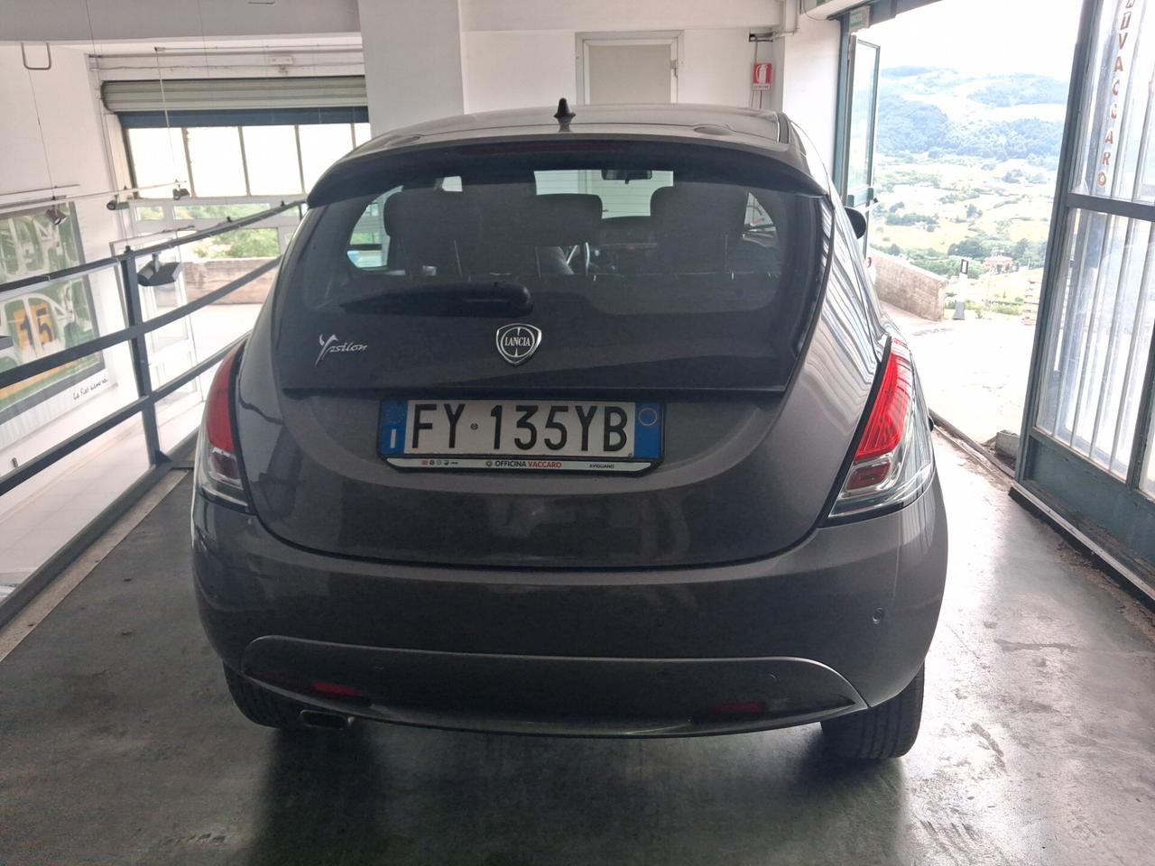 Lancia Ypsilon 1.2 69 CV 5 P GPL Gold