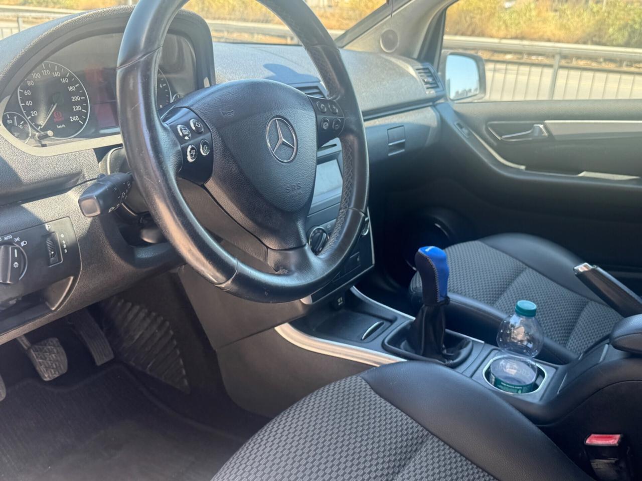 Mercedes-benz A 160 Avantgarde 2010 ok neopatentati