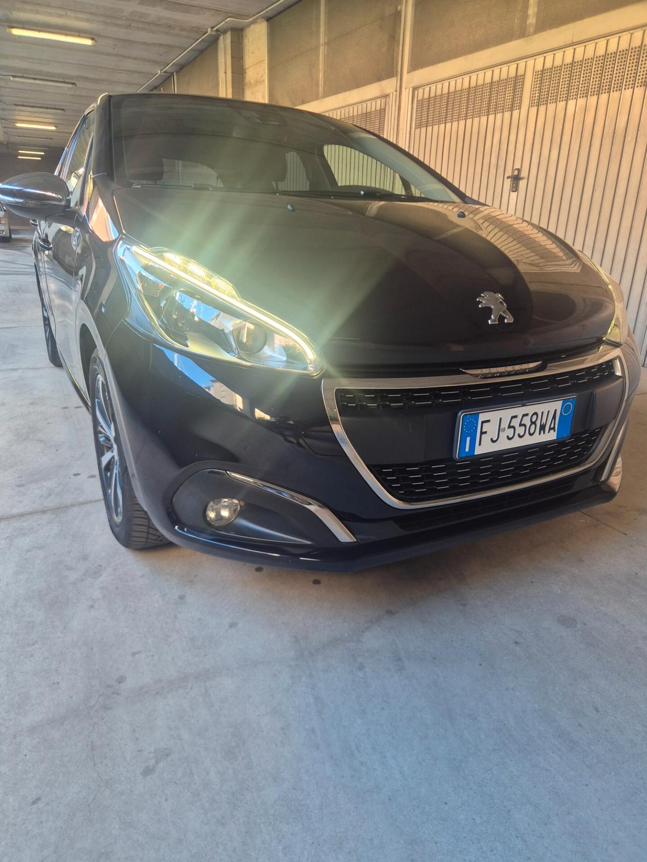 PEUGEOT 208 ALLURE 1.2 BENZINA EURO 6B