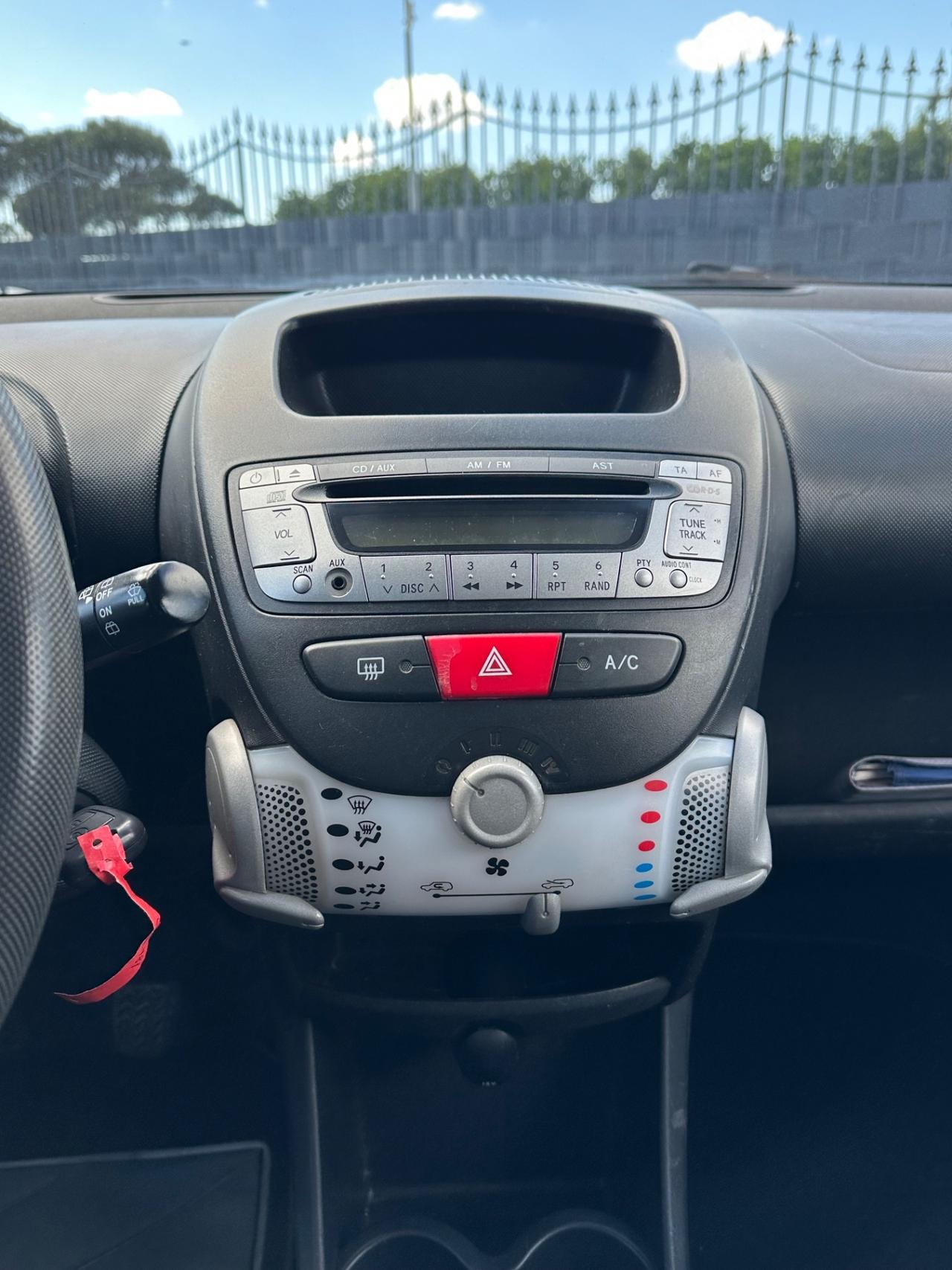 Citroen C1 1.0 5 porte Exclusive 2013