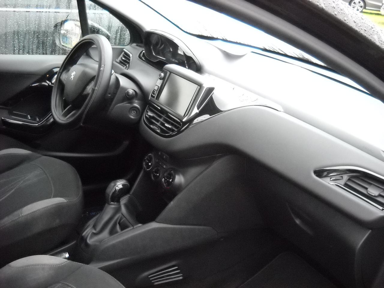 Peugeot 208 1.4 HDi 68 CV 5 porte Active