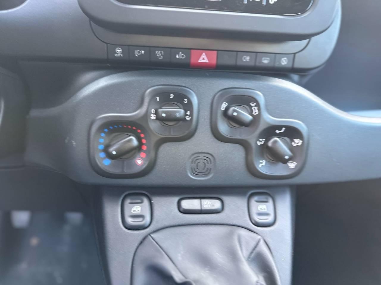 FIAT Panda III 2021 - Panda 1.0 firefly hybrid s&s 70cv 5p.ti