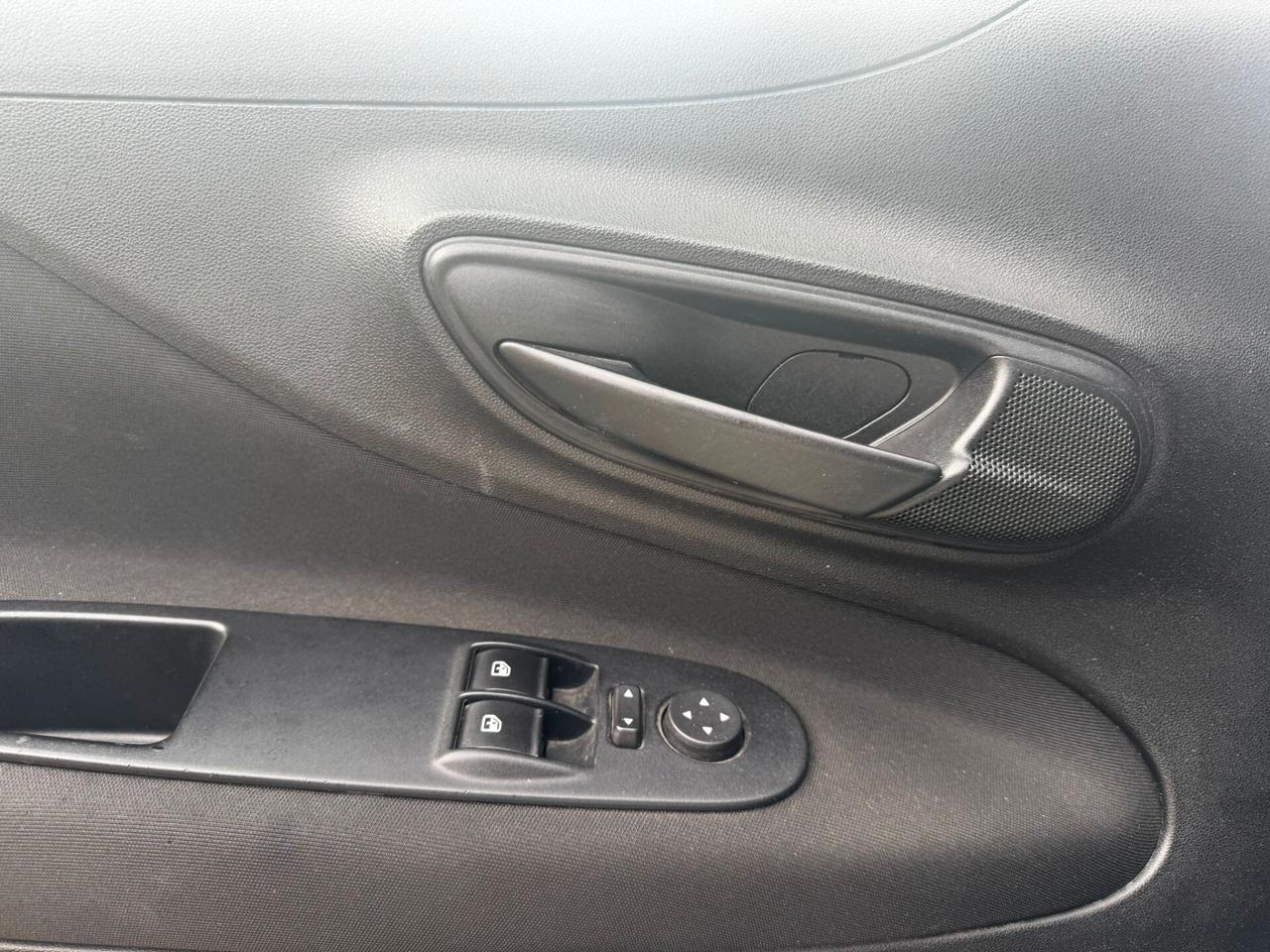 Fiat Punto 1.3 MJT II S&S 95 CV 5 porte Street