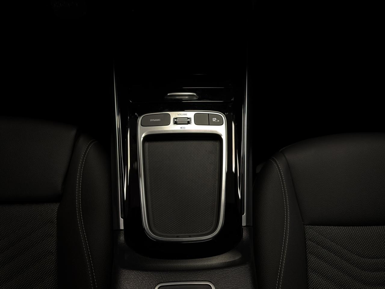 Mercedes GLA 180 180 Progressive Advanced auto