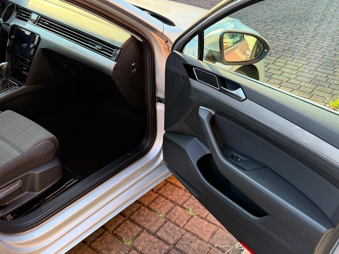 VW Passat 2.0 TDI SCR 122 CV EVO DSG PREZZO REALE