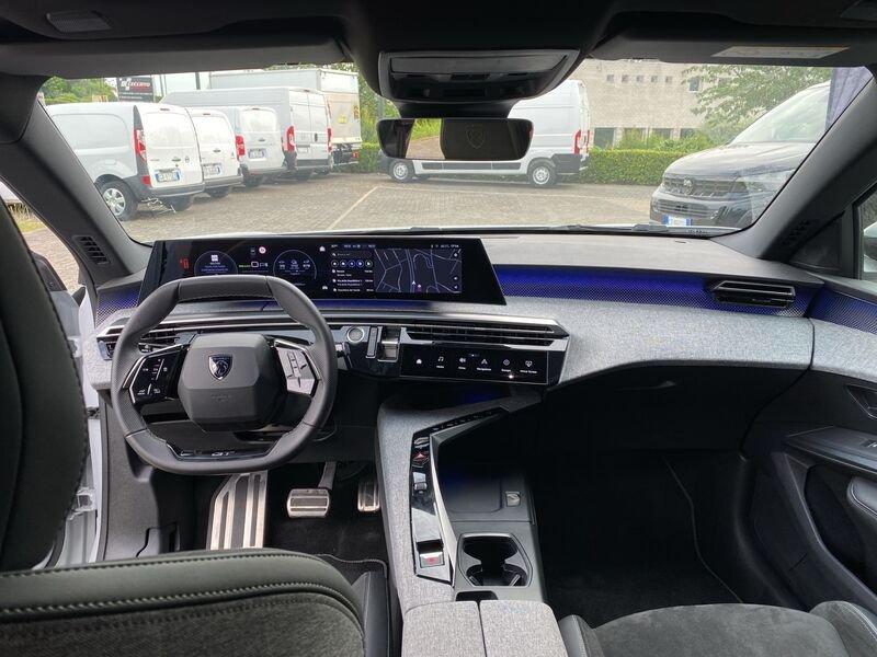 Peugeot e-3008 E-3008 (73kWh) 210 CV GT
