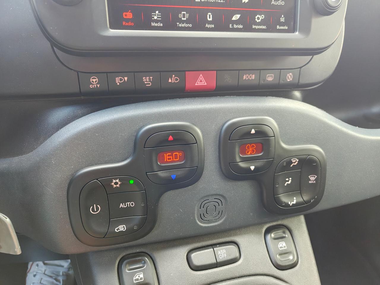 Fiat Panda 1.0 FireFly S&S Hybrid City Cross